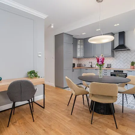 Inqse Brewery アパートホテル 4*